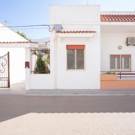 Villa Camilla Porto Cesareo Exterior photo